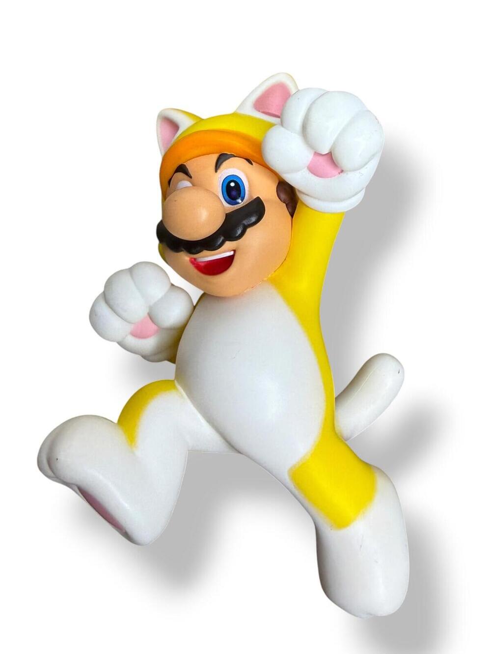 Hallmark Keepsake Christmas Ornament 2023 Nintendo Super Mario Cat